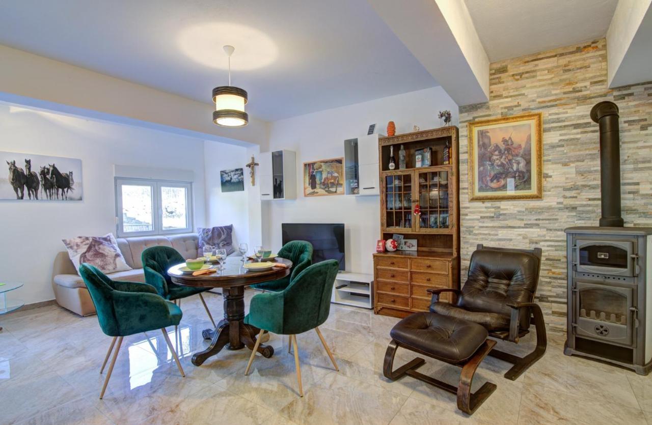 דירות סנג' House Of Velebit Adria מראה חיצוני תמונה